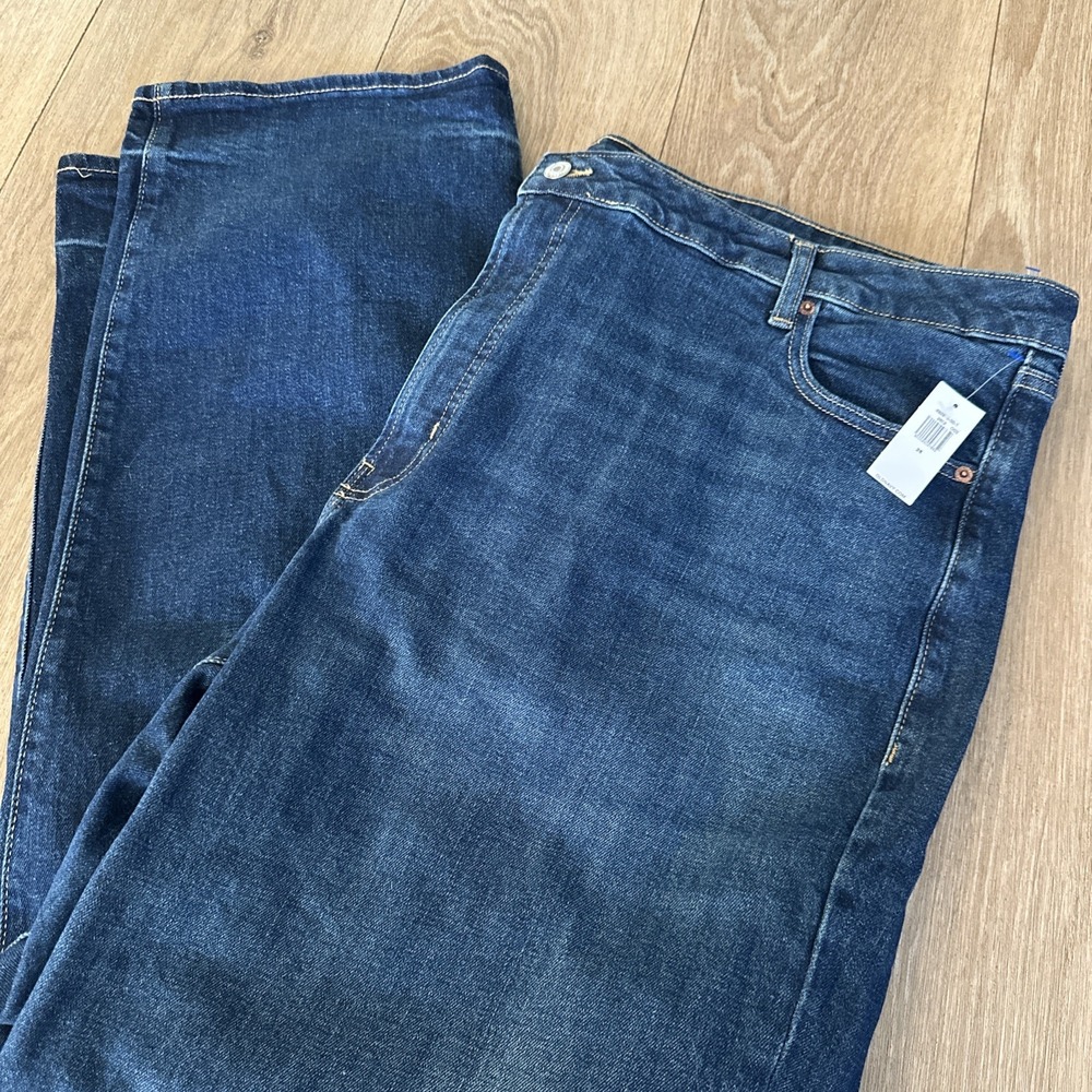 Old Navy Women's High Rise O.G. Loose Smooth Pocket Blue Denim Jeans Plus 26 NEW